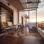 Loft Style Apartment Near The Old Town